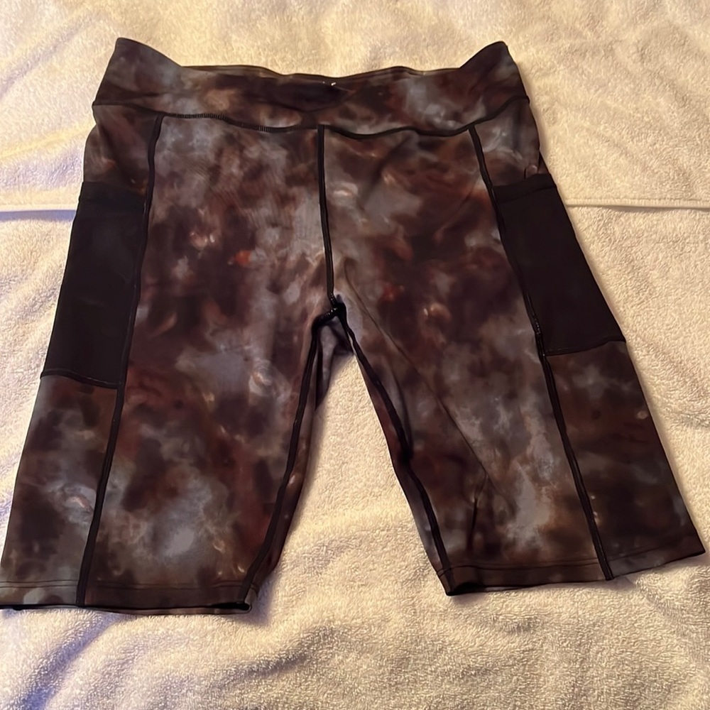Workout shorts